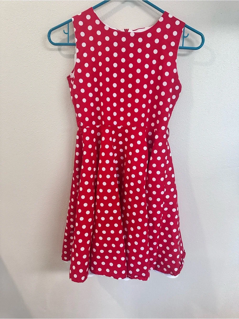 Vintage/Retro Red polka dot dress